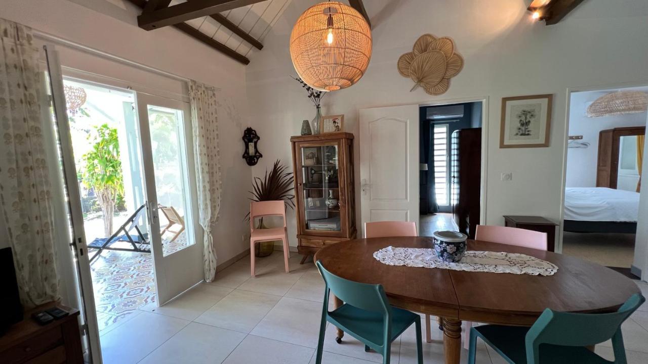 Jolie Creole- Villa Sur Le Lagon Ла-Салин-ле-Бен Экстерьер фото
